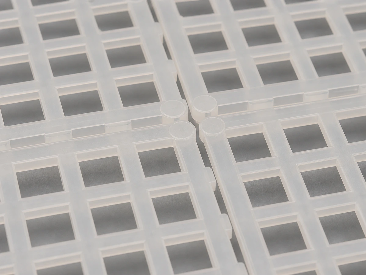 Zostavovacia rohož priehľadná - detail materialu